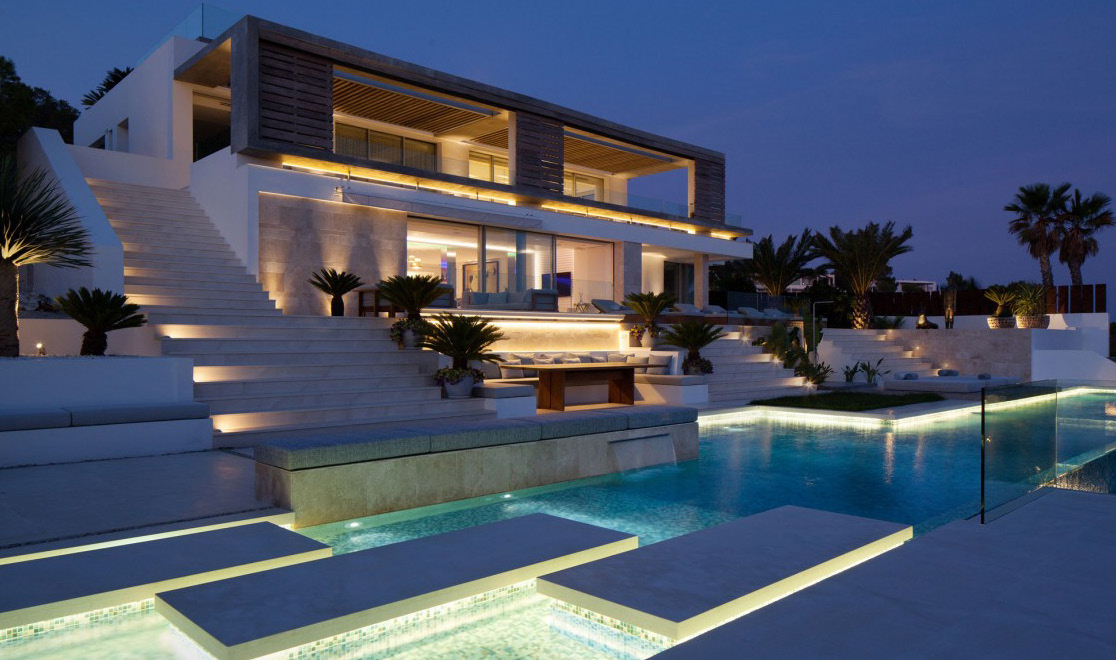 13251227.1040_63885015428616