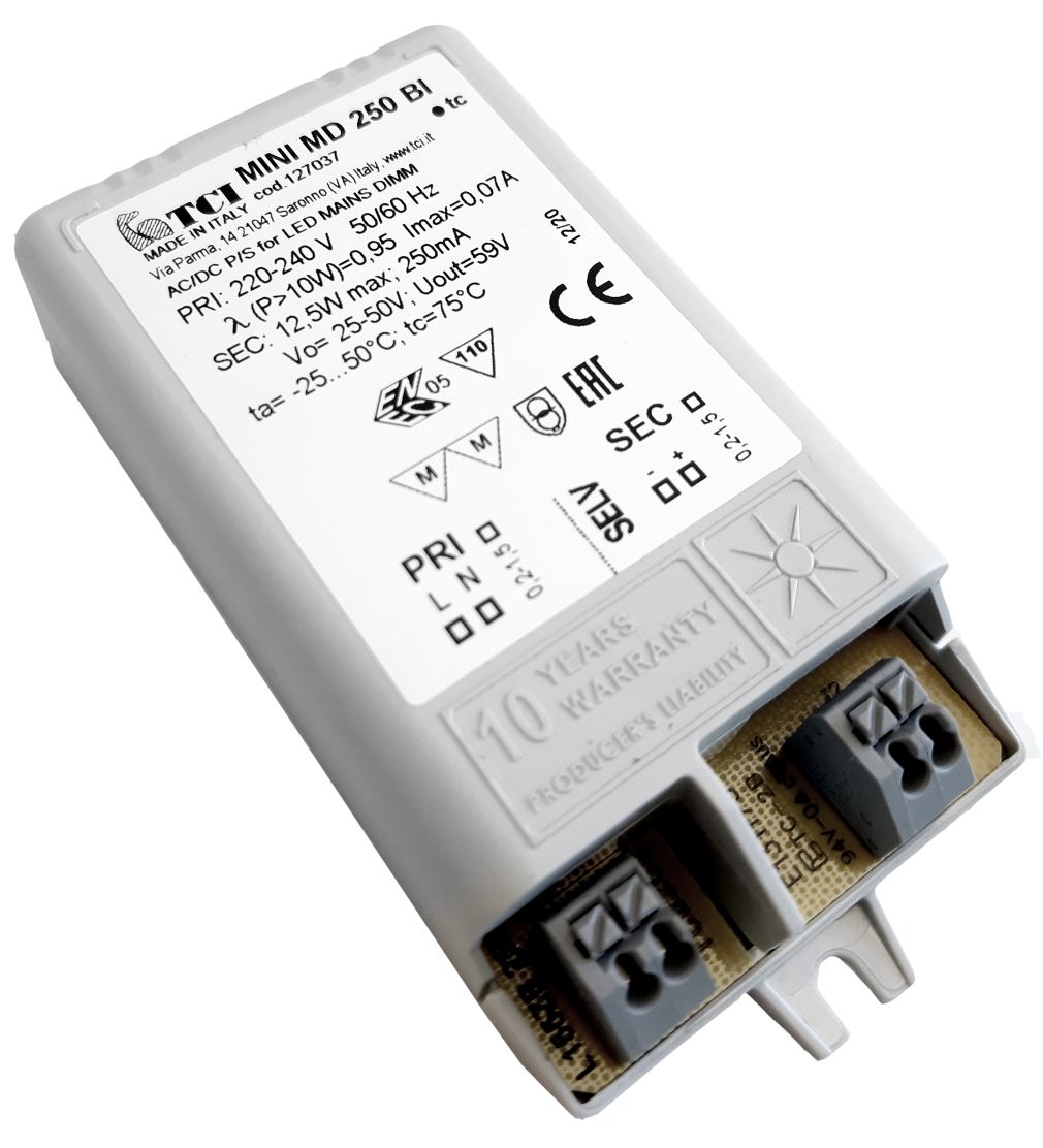 20127037_158314289461176